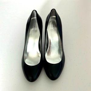 Style & Co. Black Leather Pumps 10M